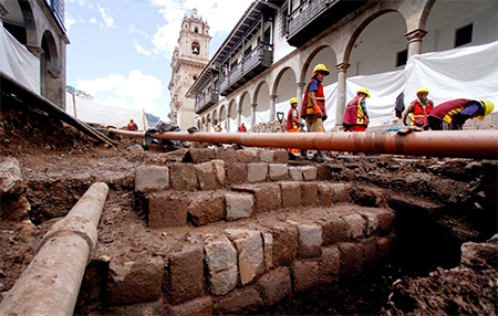 Hallan muro y escalinata de origen inca en el centro de Cusco